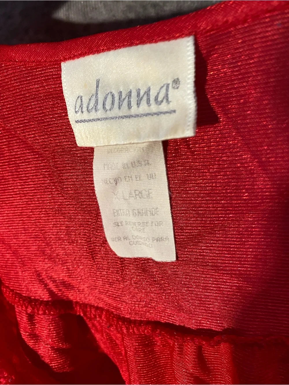 Adonna soft red
